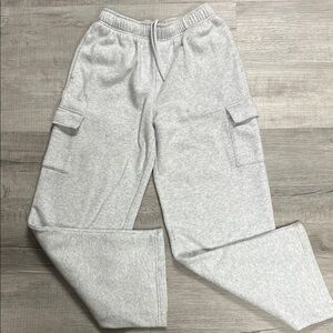 No Boundaries White Fleece Cargo Sweats size 4-6